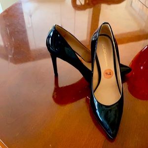 BCBGeneration black patent pump